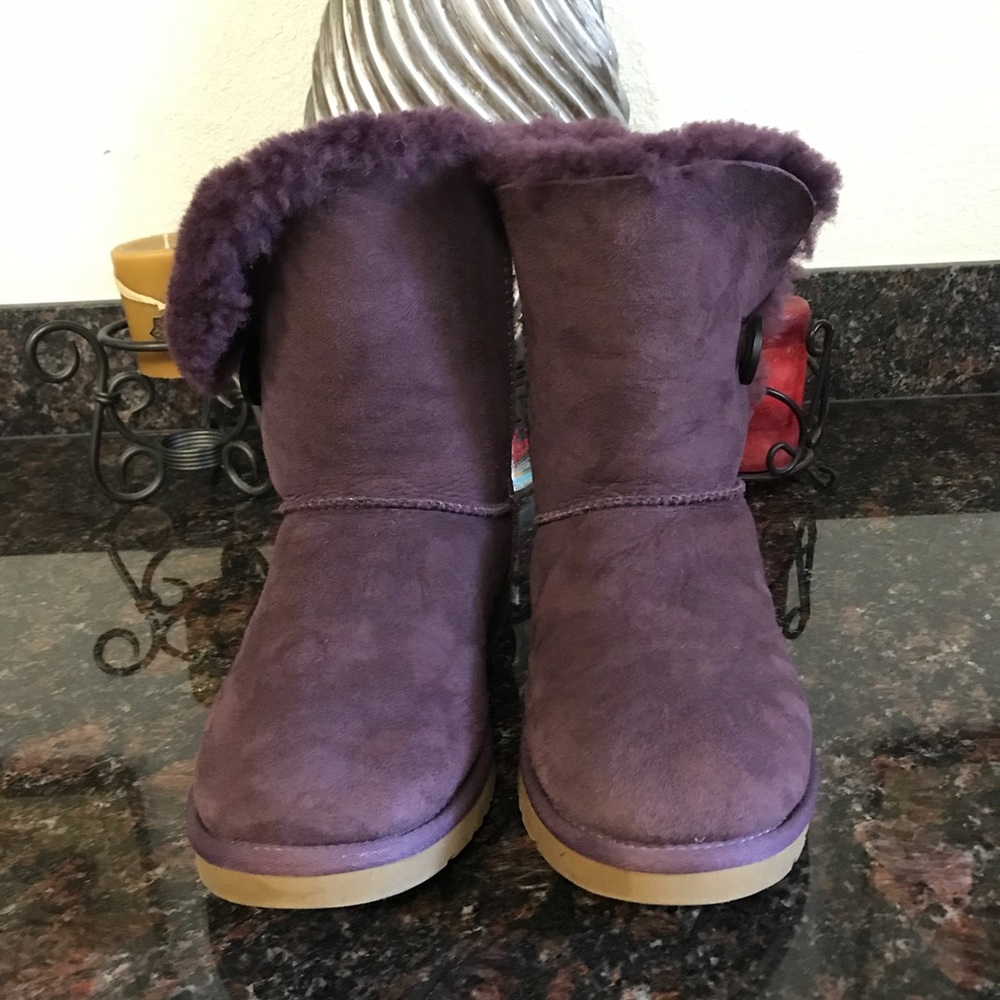 UGG | Purple bailey button boots